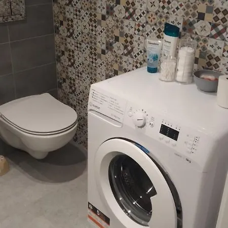 Apartment Mieszkanie #1- Kawalerka Na 1-2 Osoby Z Kuchnia I Lazienka Krakow